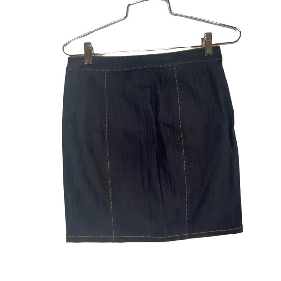 NWT CINQ À SEPT Vivien Heart Pocket Denim Skirt In Indigo Size 2 - Picture 4 of 6